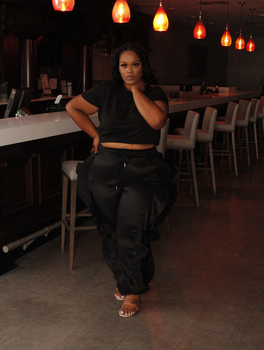 Black Onyx Ruffle Pant